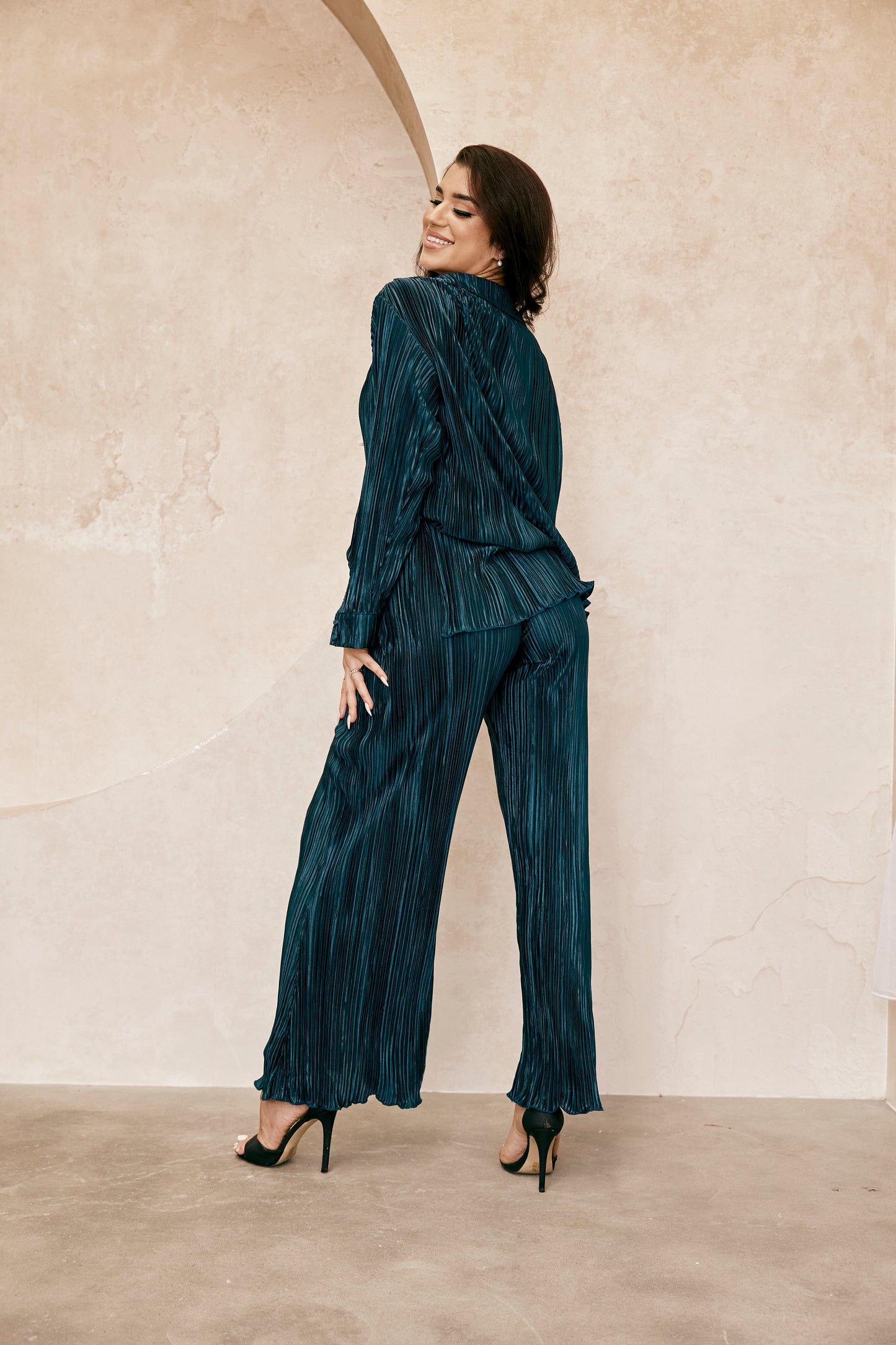 Paula Plisse Pant in Dark Emerald