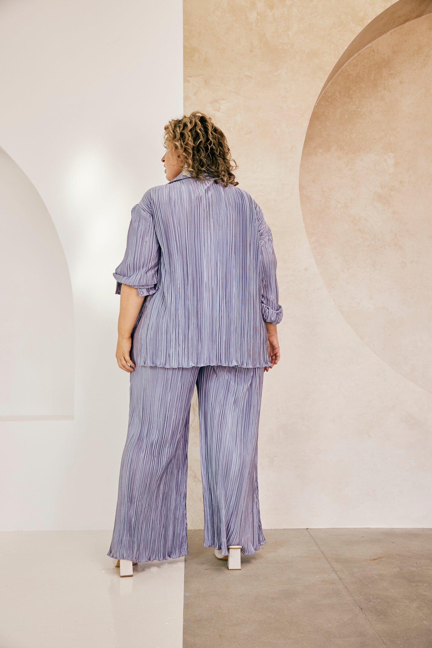 Paula Plisse Pant in Lilac