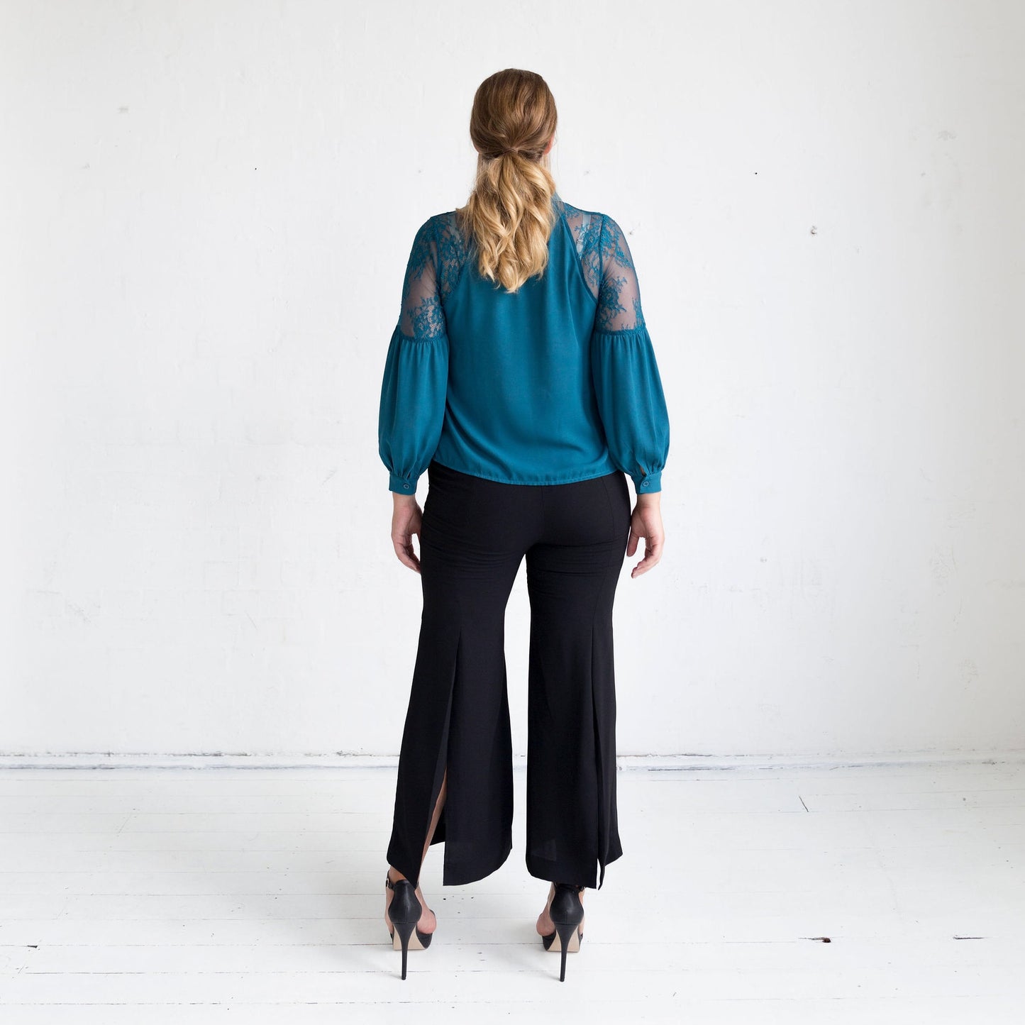 Geranium Lace Shoulder Blouse - Teal - FINAL SALE