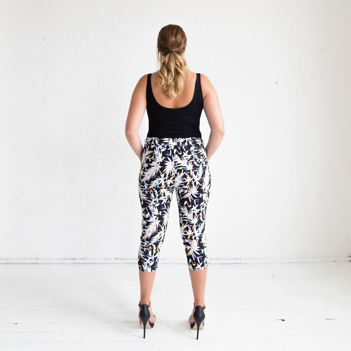 Tigerlily Capri Pants in Cosmos Print - FINAL SALE